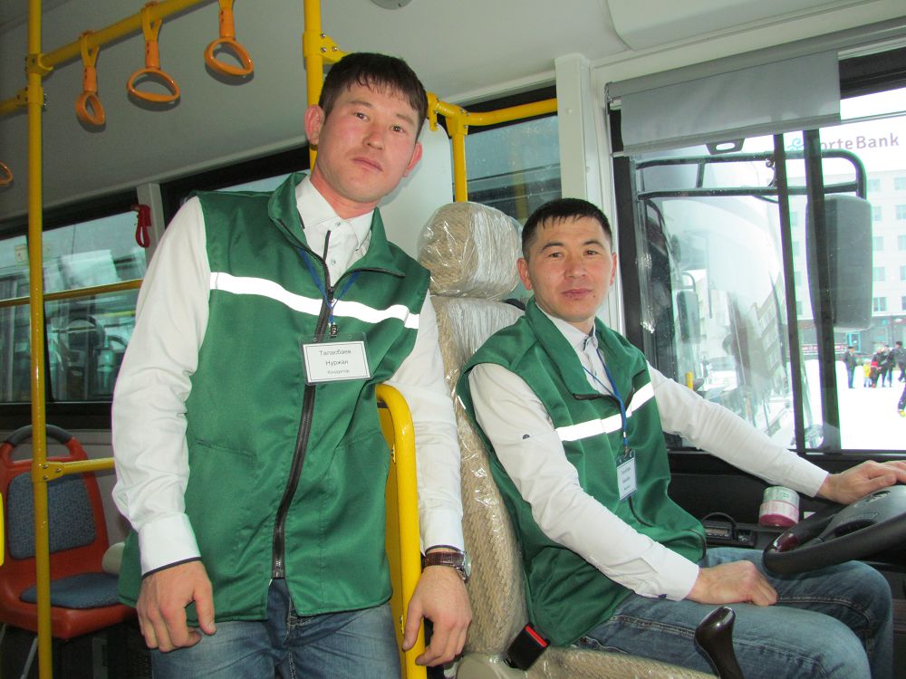 Avtobýstar jaǵdaıy jaqsartylmaq 