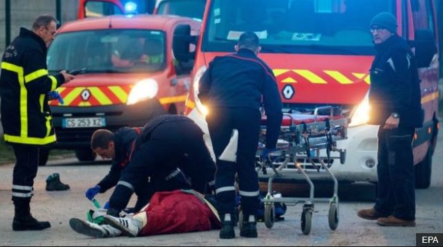 Fransııada mıgranttar arasynda jappaı tóbeles boldy