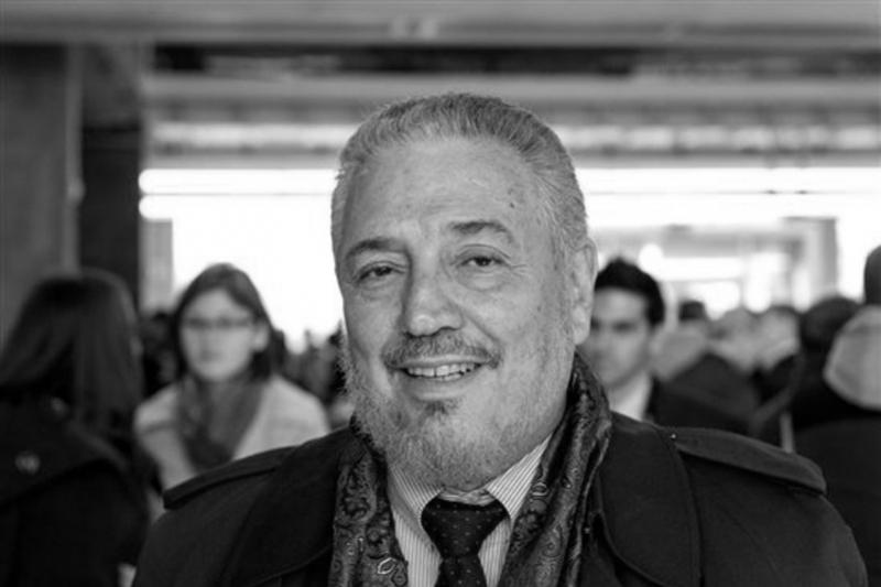 Fıdel Kastronyń úlken uly ózine qol jumsady