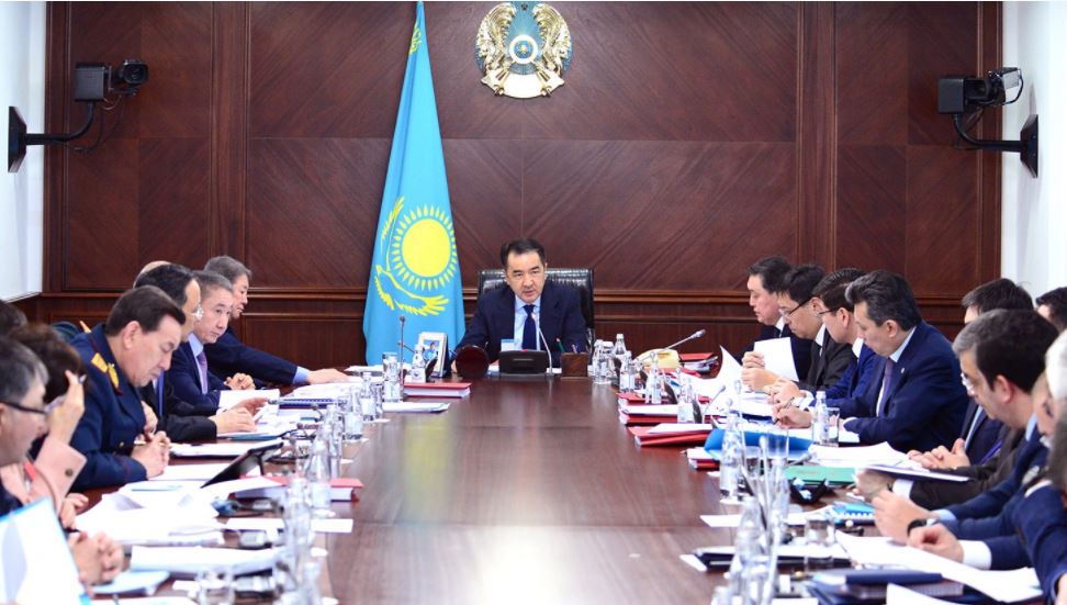 Úkimette tehnıkalyq retteýdi jetildirý máseleleri qaraldy