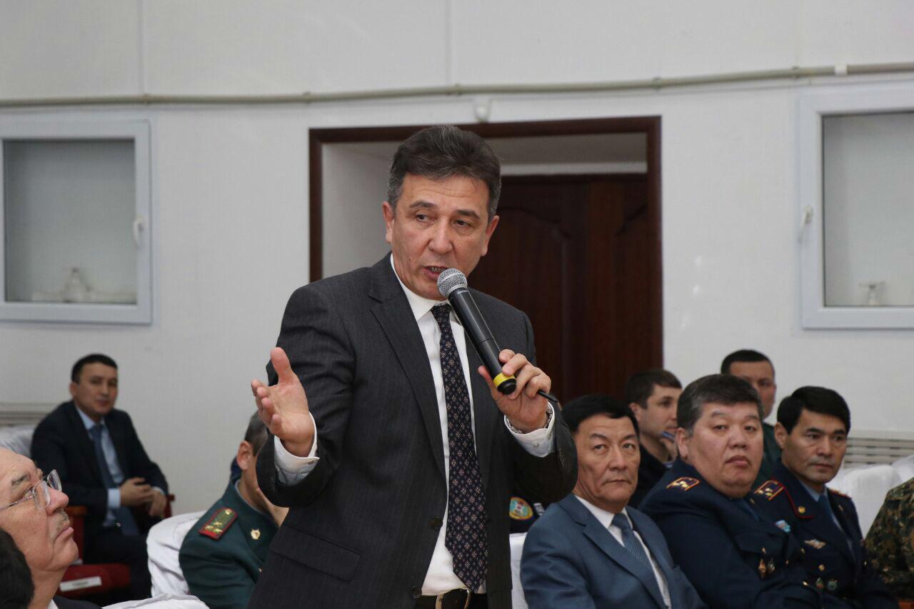 Senator S.Eńsegenov Atyraý oblysyna jumys saparymen bardy