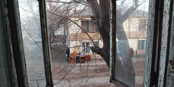 Nursultan Nazarbaev: Eski úılerdi buzyp, jerdi bızneske berý kerek