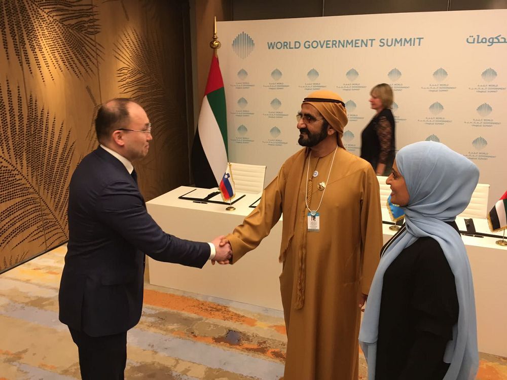 Dáýren Abaev álemdik úkimet sammıtine qatysty