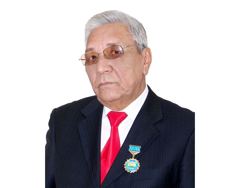 Álibek Qańtarbaev, jazýshy: Ultshyldyǵymyz úshin toqpaq ta jedik, júregimizge ota da jasattyq