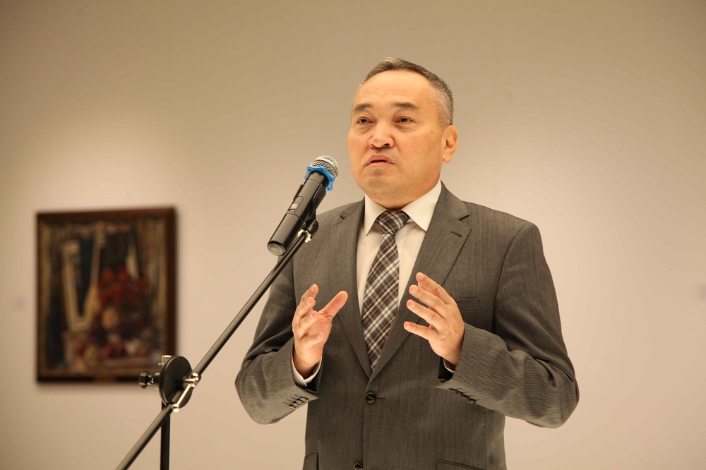 Darhan Myńbaı Májilis depýtaty boldy