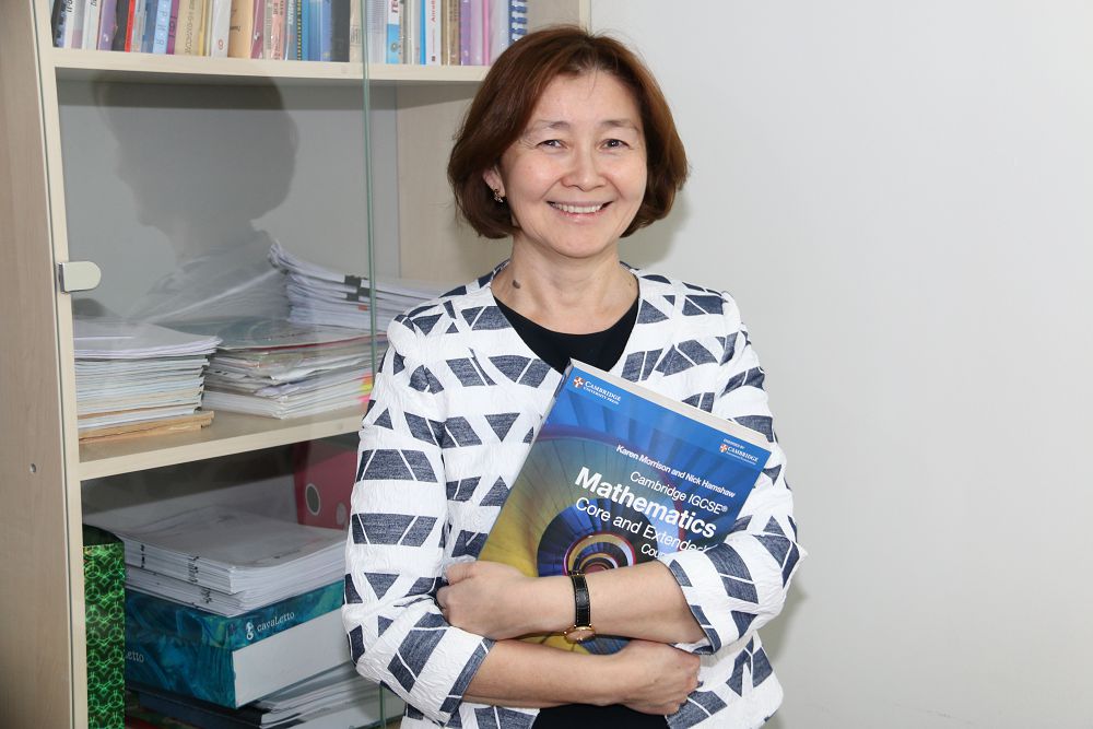 Matematıkany aǵylshyn tilinde oqytatyn muǵalim