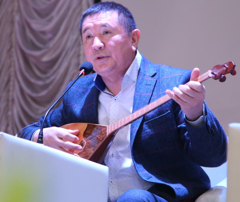 Bekjan Turys: «О́mirge de, ónerge de paıym men zerde kerek»