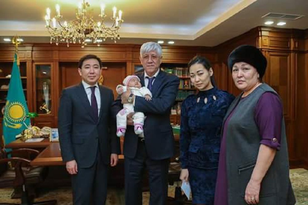 Ákimniń ákelik qamqorlyǵy