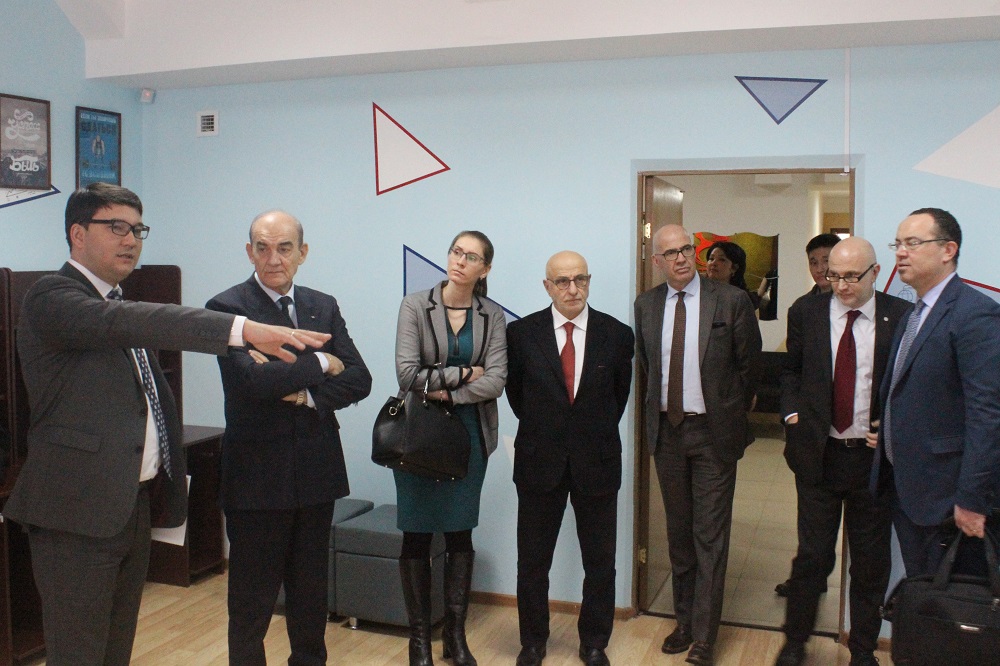 Italııanyń sarapshy ǵalymdary oraldyq jastarmen kezdesti