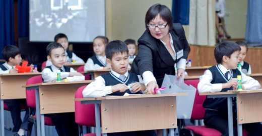 Muǵalimniń kásibı mártebesi qalaı qalyptaspaq?