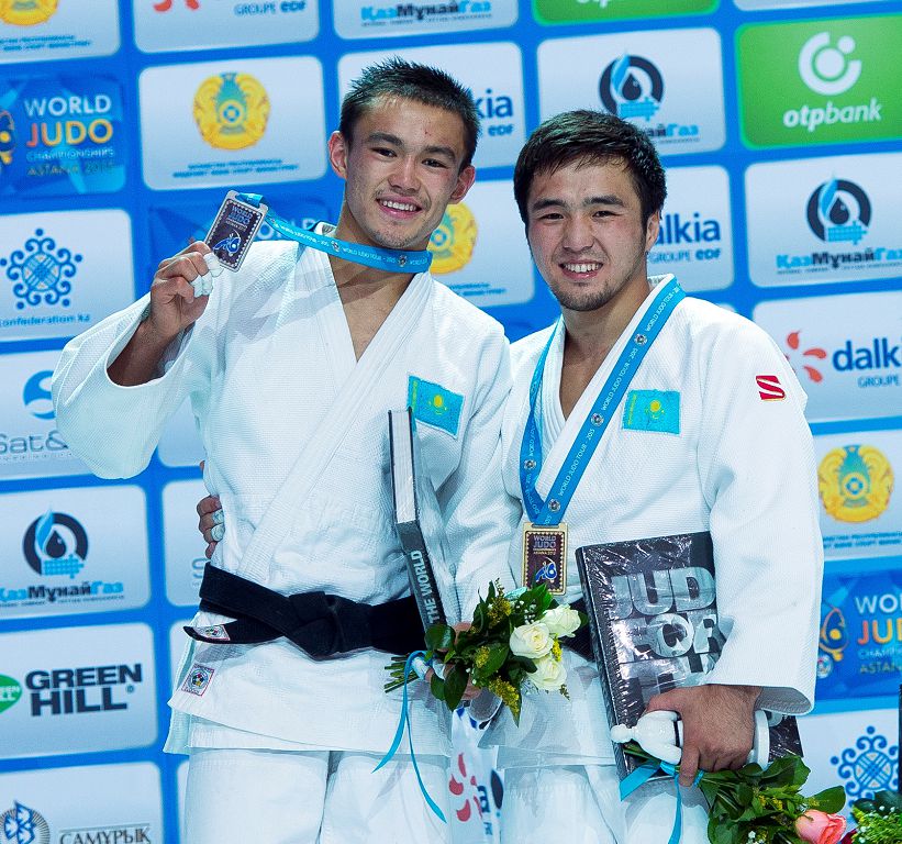 Jeńis tuǵyrynda – qos qazaq