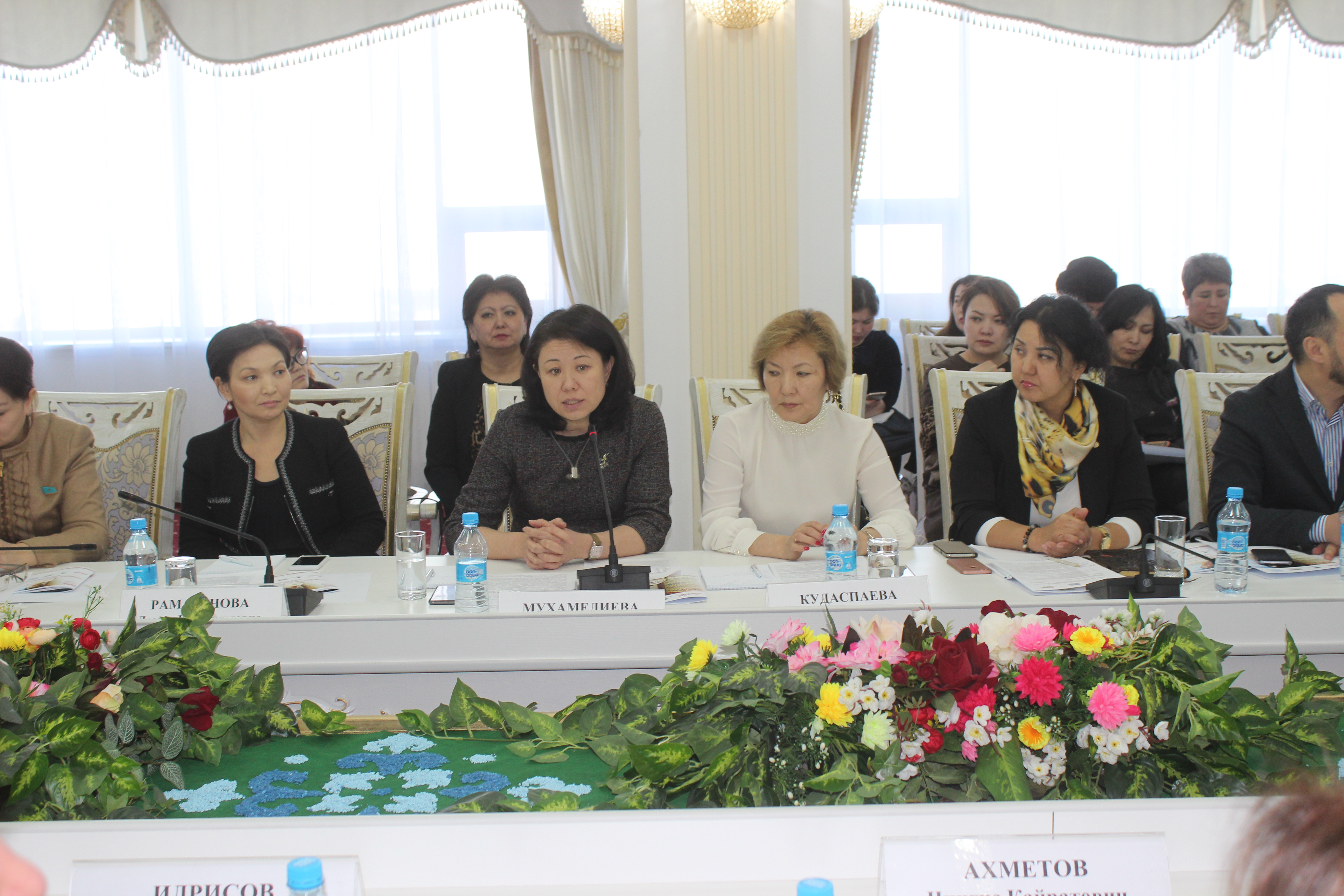 2017 jyly «QazAgro» Holdıng nesıeleriniń 21,4%-y áıelderge berildi 