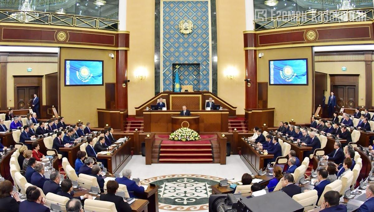 Prezıdent Qaraózek magıstraldi gaz qubyryn salýdy tapsyrdy