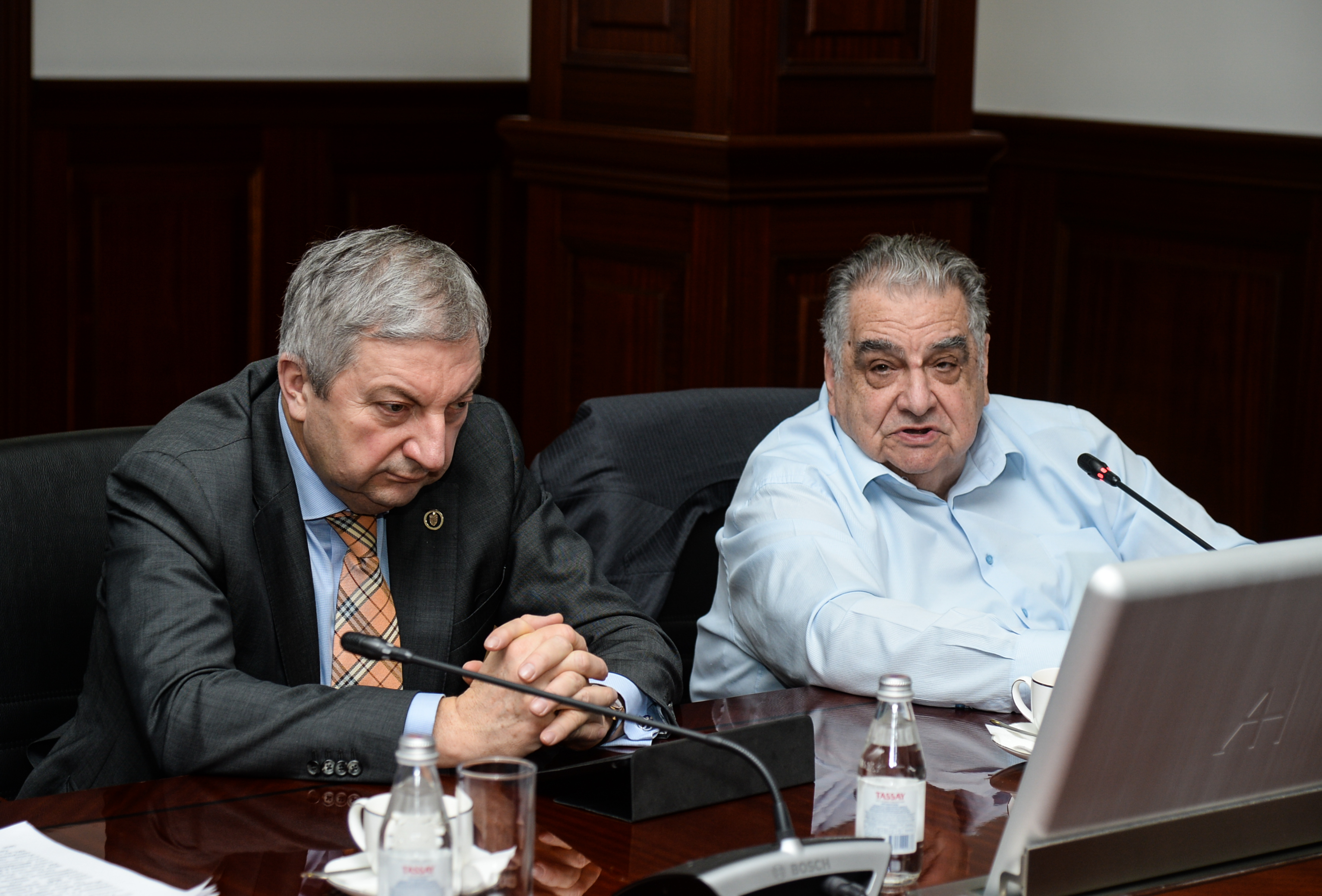 Qyzylorda oblysynyń áleýmettik-ekonomıkalyq damý strategııasyn júzege asyrý máseleleri talqylandy