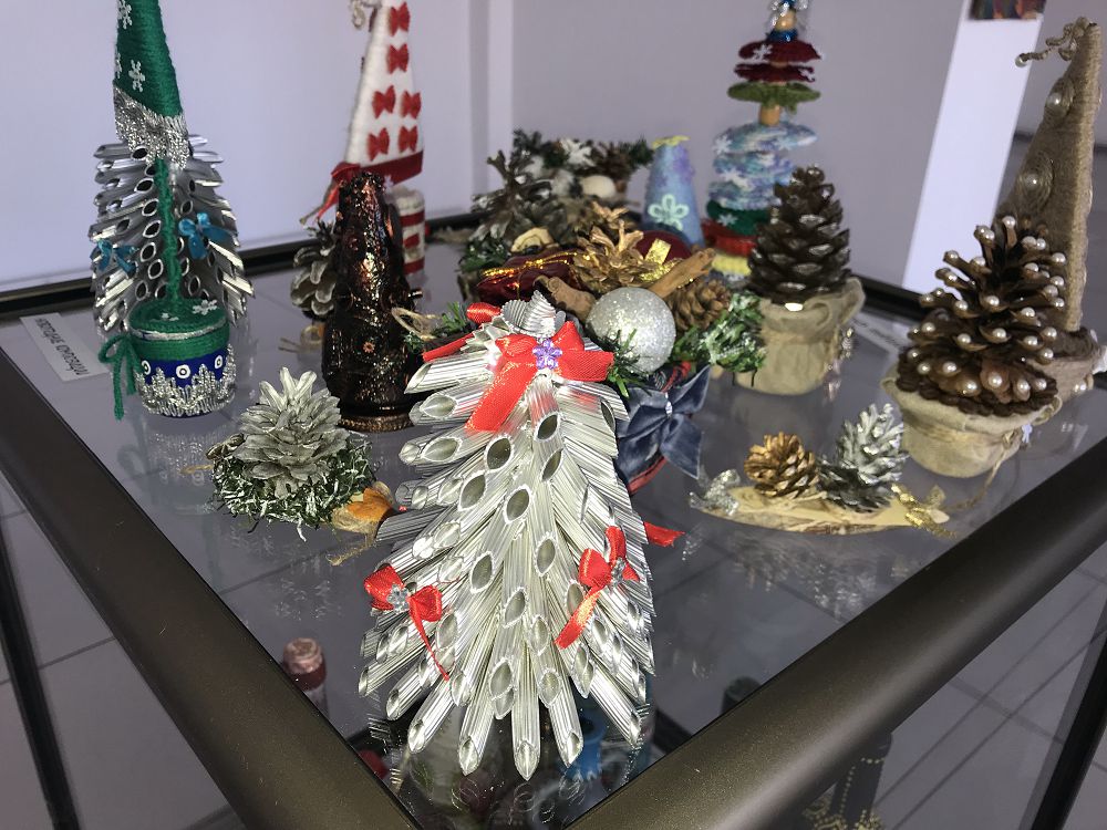 Jambylda sýretshi Tatıana Shelýdchenkovanyń «О́mir. Mahabbat. Shabyt!» atty kórmesi ashyldy