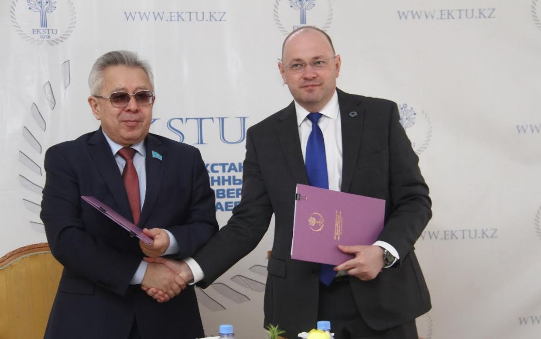 Jyl saıyn myńǵa jýyq stýdent tájirıbeden ótedi