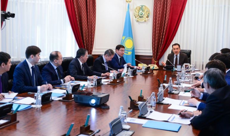 Úkimette elektrondy bilim berýdi damytý məseleleri boıynsha keńes ótti