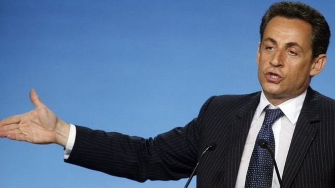 Fransııanyń burynǵy prezıdenti qamaýǵa alyndy