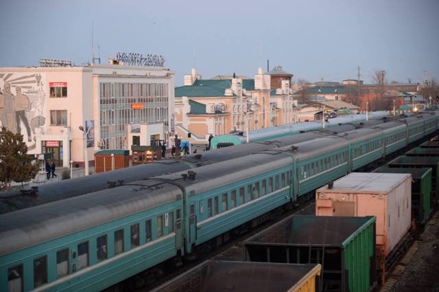 «Qyzylorda-Jezqazǵan» poıyzynyń taýqymeti kóp