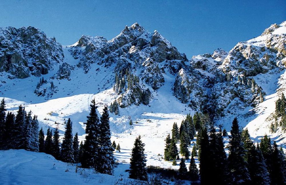 Tuıyqsý muzdyǵyna jol tartqan san ekspedısııa