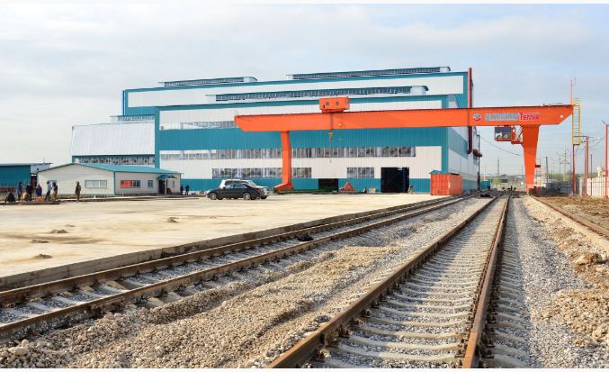 Baqytjan Saǵyntaev ońtústik óńirdegi bolat blıým shyǵaratyn alǵashqy zaýytqa bardy

