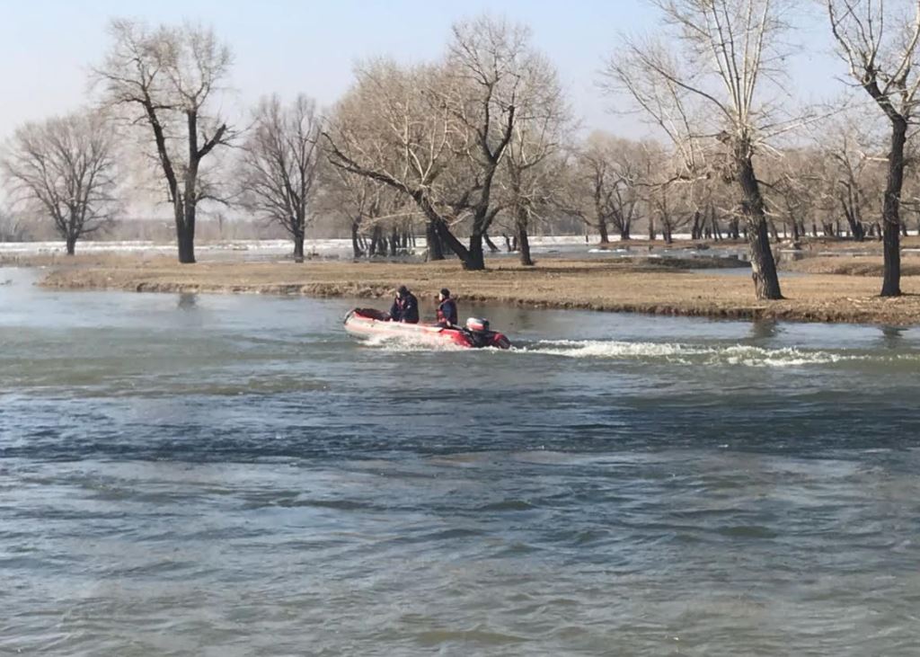 Semeıde Ertistiń aǵysyn erterek júrgizý jumystary jalǵasýda