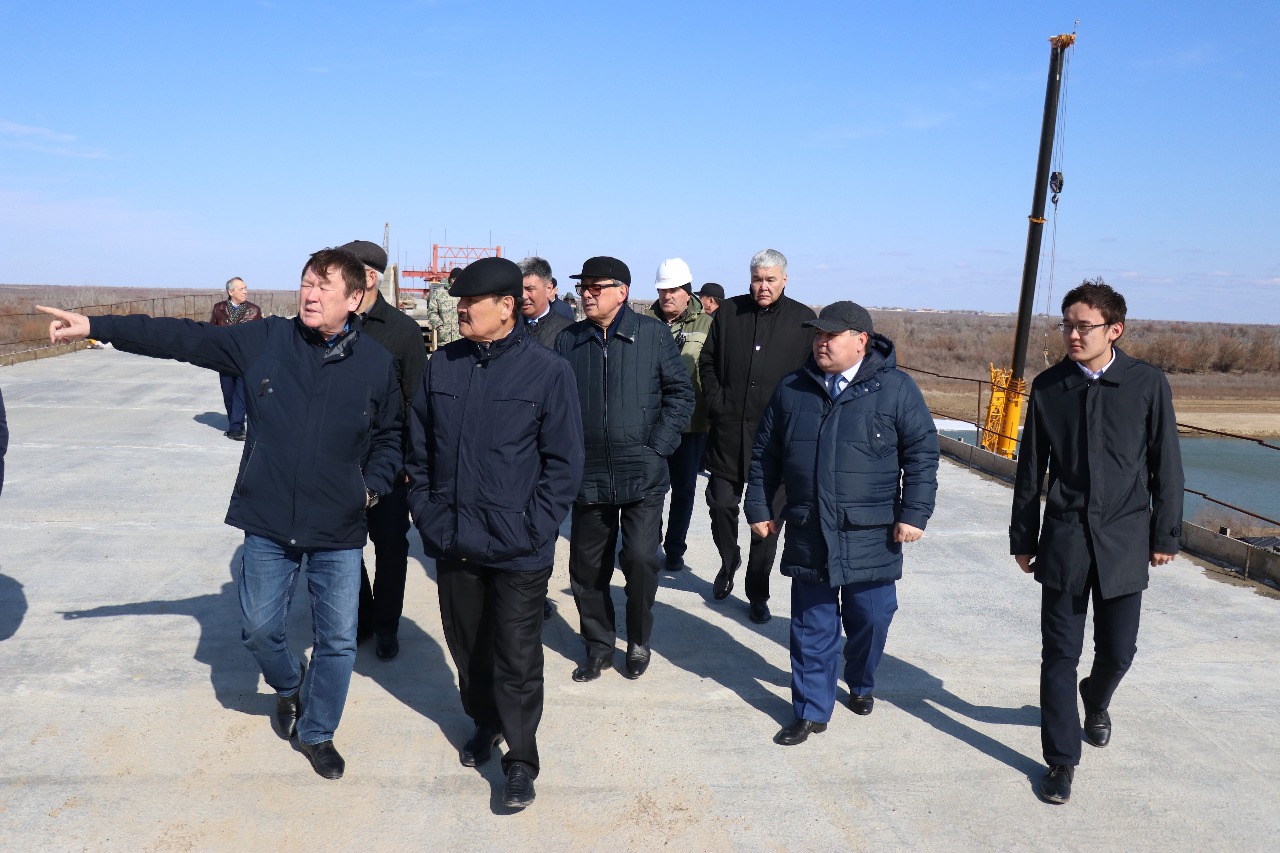 Parlament depýtattary Atyraý oblysyndaǵy birqatar nysandy aralady