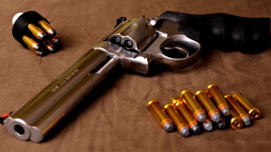 Astanada qarýdy saqtaý, alyp júrý, satyp alý erejesin buzýdyń 45 faktisi anyqtaldy