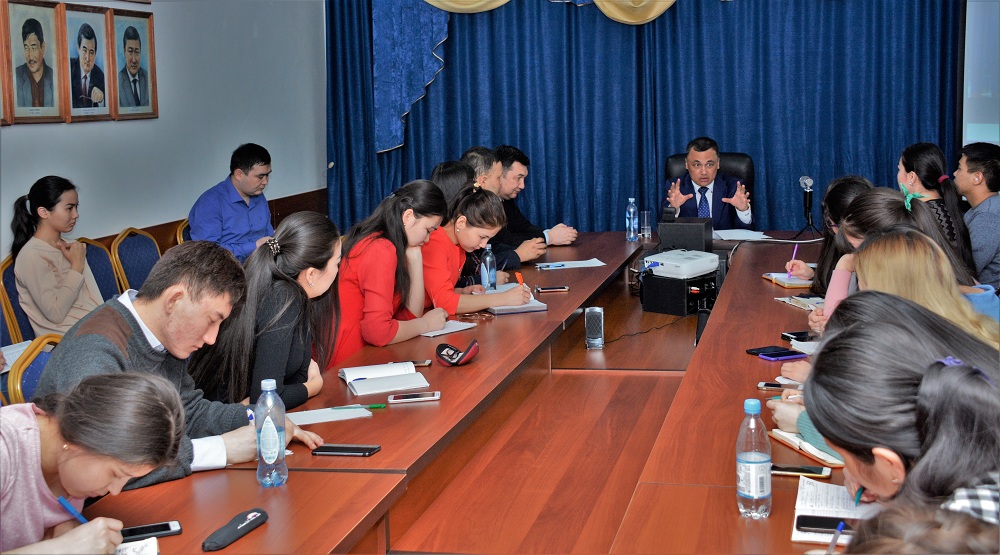 «Egemen akademııasynda» Asqar Omarov sheberlik synybyn ótkizdi