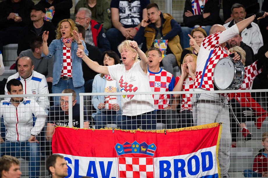 Nedovesov-Habıbýllın juby jeńilip qaldy