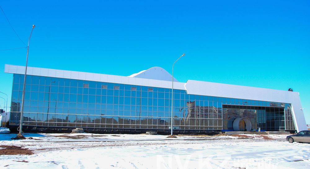 Qaraǵandylyqtar endi ala jazdaı hokkeı oınap, konkı tebedi