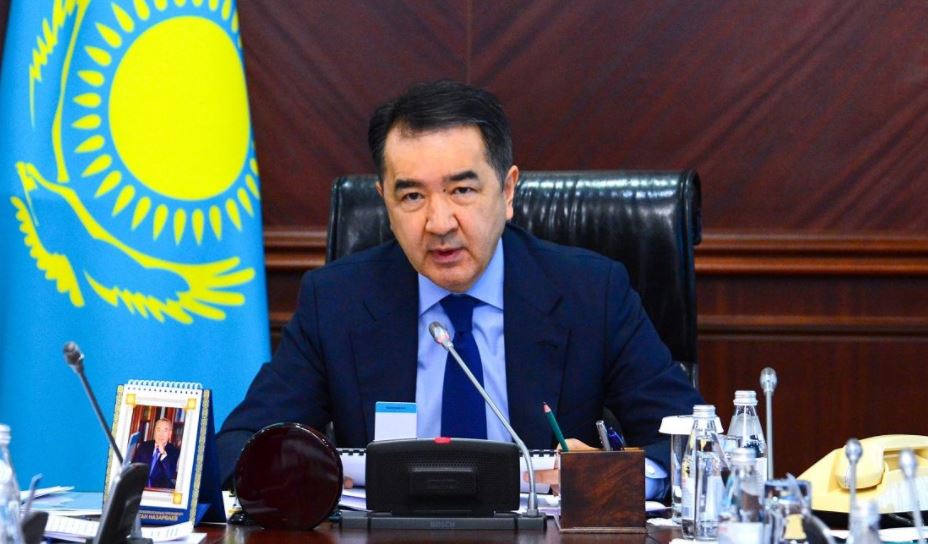 B. Saǵyntaev: 2020 jyldyń sońyna deıin eldi mekenderdi keń jolaqty ınternetke qosý kerek