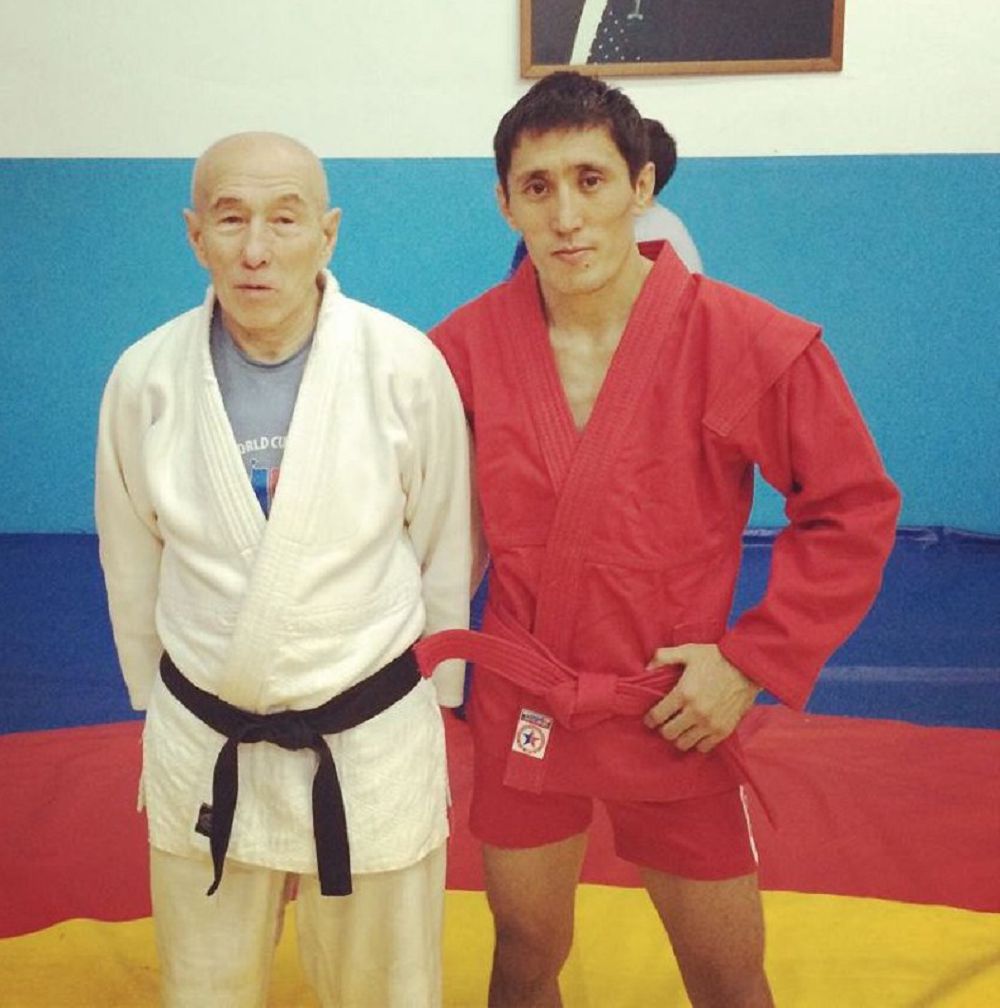 Qazaqstannyń sambo kúresiniń bas bapkeri - Kereı Qoıshybek