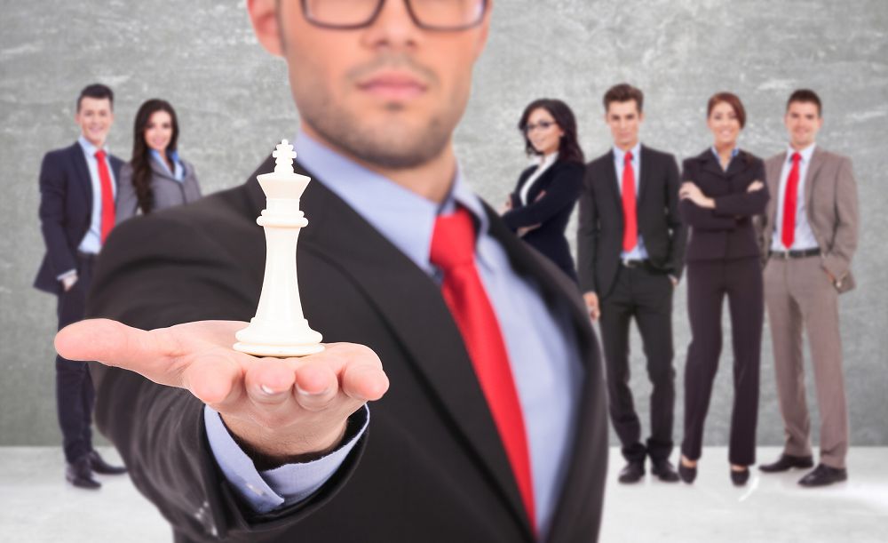 Garvard ýnıversıtetiniń stýdenti: Kóshbasshy qandaı bolýy kerek?