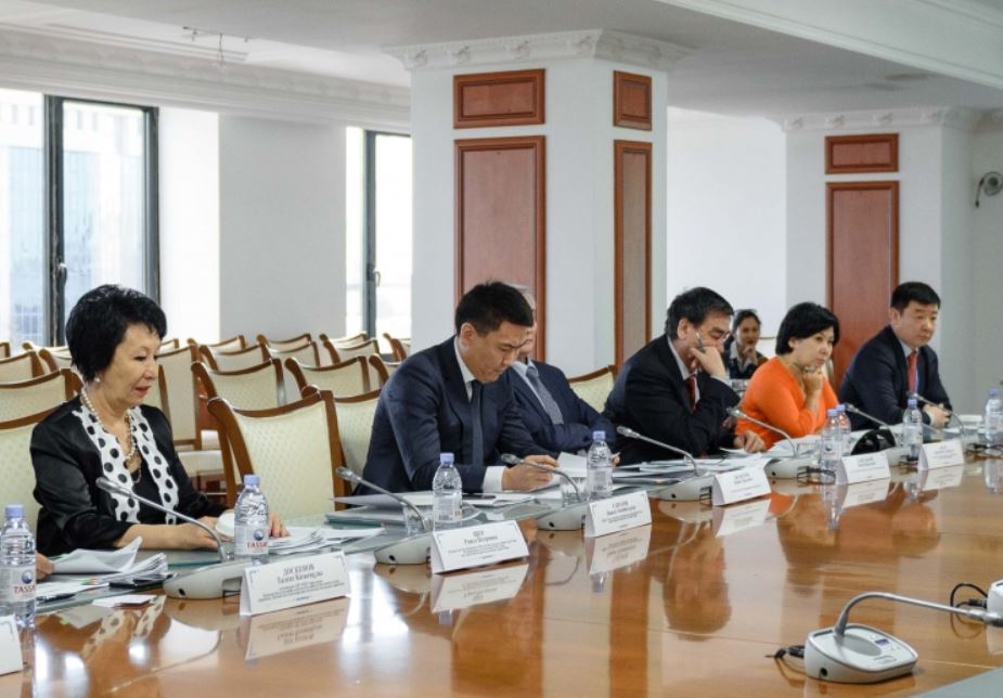 Elordanyń úzdik memlekettik qyzmetkerleri anyqtalady