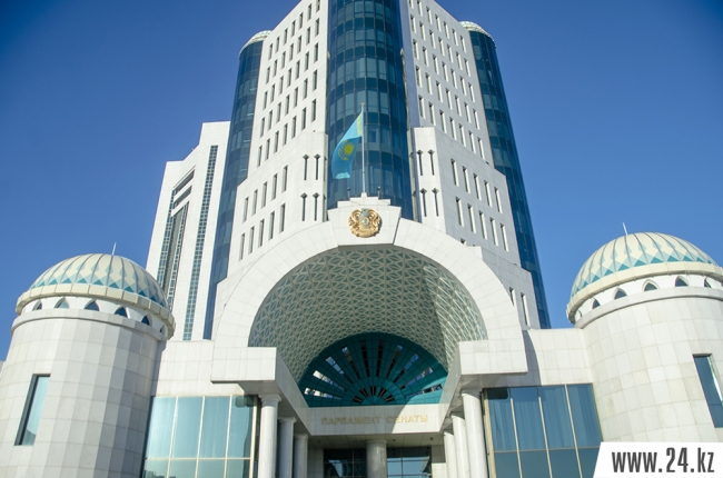 Valıýta baǵamy ózgerisine alańdaýǵa negiz joq
