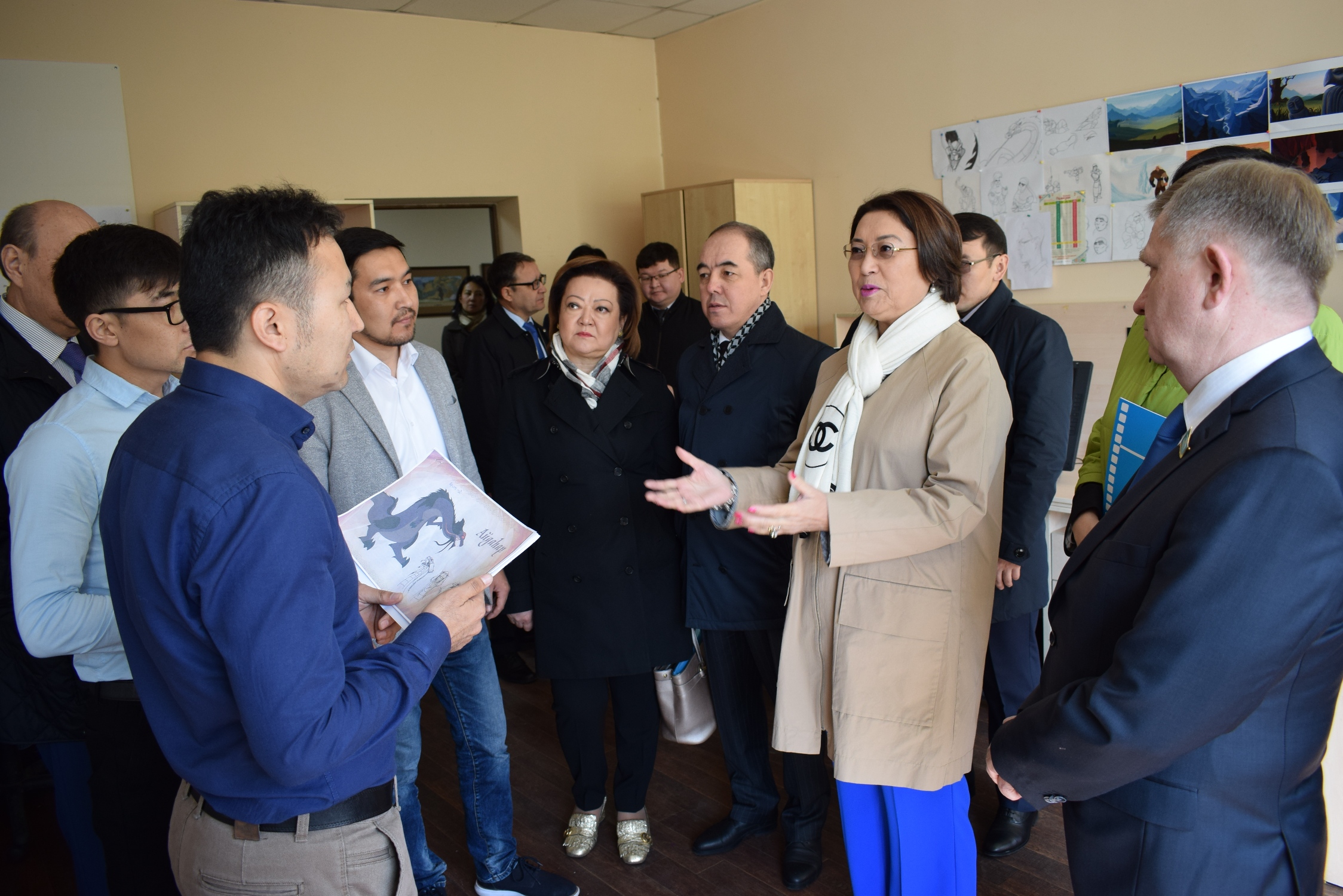 Senatorlar «Qazaqfılm» kınostýdııasynda kóshpeli otyrys ótkizdi