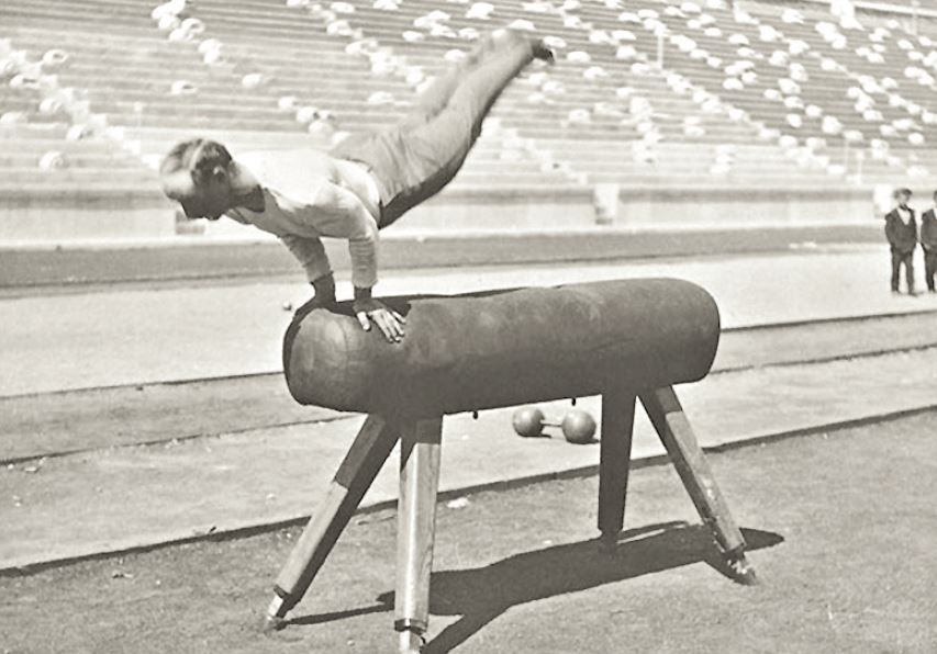 Jańa zamandaǵy tuńǵysh jazǵy Olım­pııa oıyndarynyń tarıhy qandaı?  