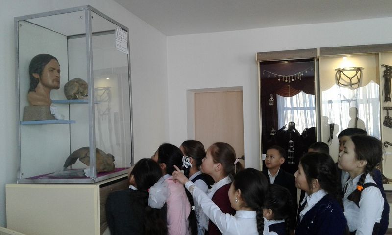 Qaraoba qorǵanynan tabylǵan qundylyqtar