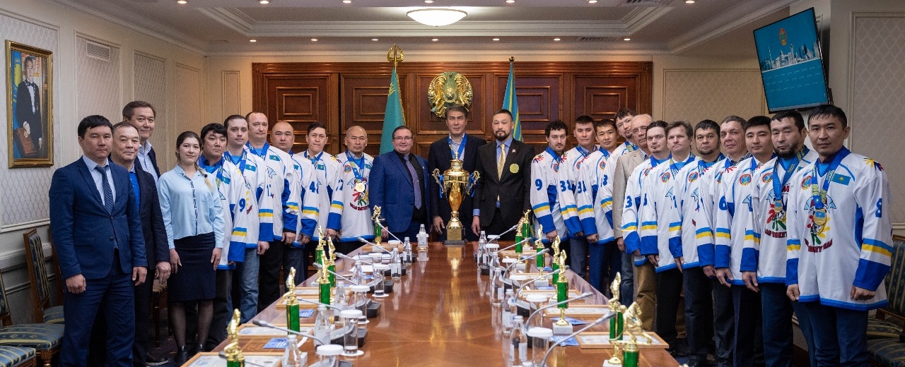 Astanada sýrdlımpıada jeńimpazdary marapattaldy