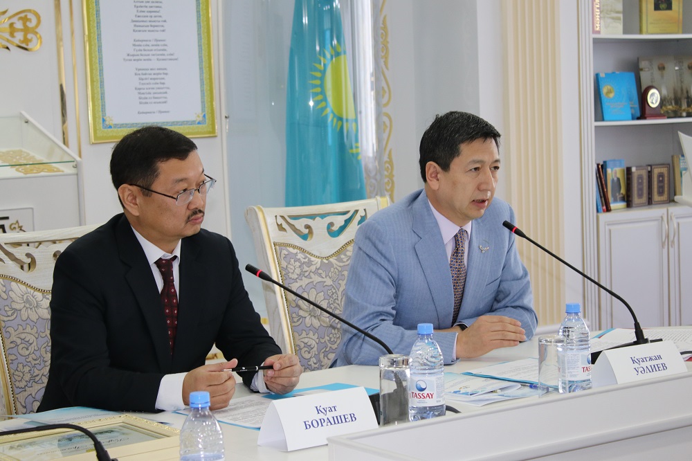 Jańa qazaq álipbıine arnalǵan respýblıkalyq semınar ótti