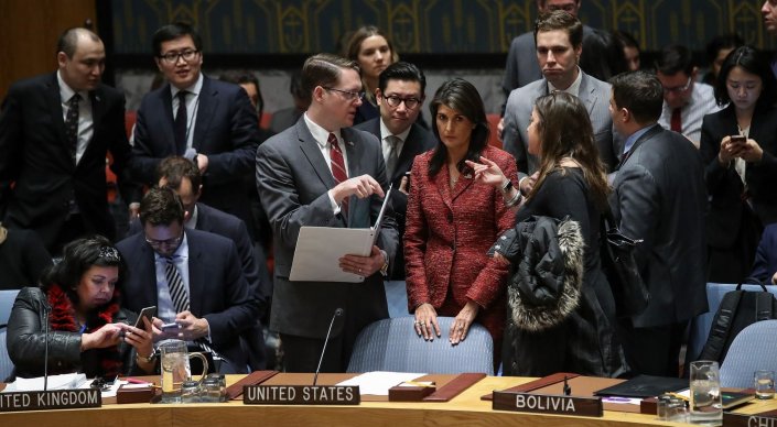 AQSh Reseıge qatysty jańa sanksııalardy jarııalaıdy