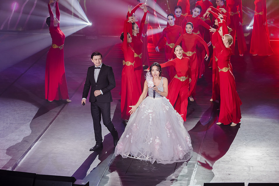 Belgili opera ánshisi Juldyz Ýálıhan qaıyrymdylyq konsertin ótkizdi