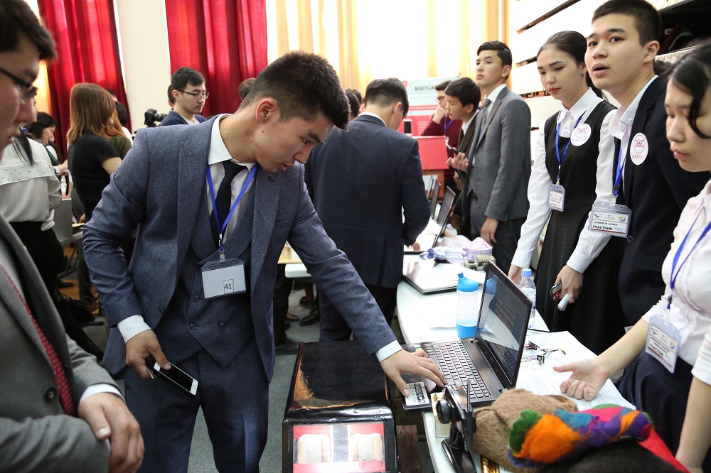 Aqtaýda úzdik 20 startap joba irikteldi