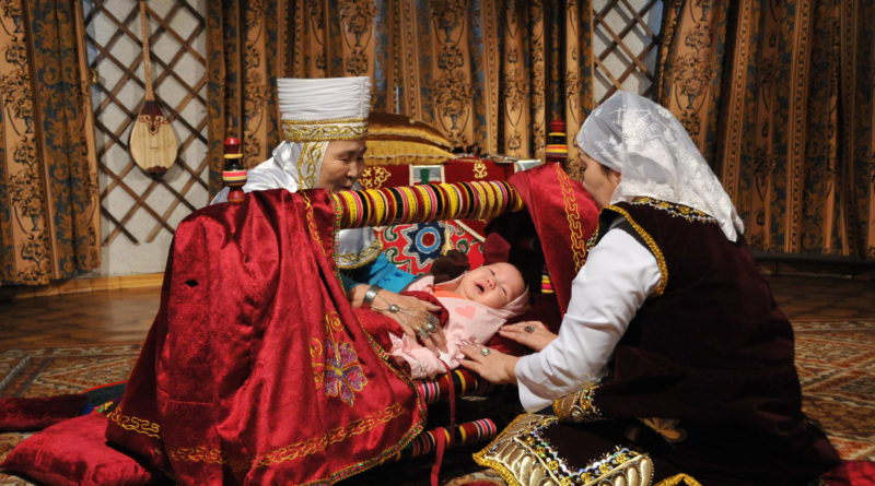 Dástúrli tárbıe dáristeri: Tyıym sózder