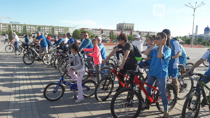 Atyraýda qaıyrymdylyq maqsatta velojarys ótedi
