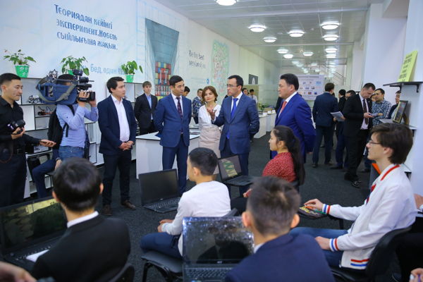 Máýlen Áshimbaev Pavlodar oblysynyń birqatar áleýmettik nysandarynyń jumysymen tanysty