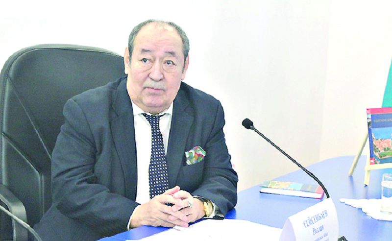 Rollan Seısenbaev Antýan de Sent-Ekzıýperı atyn­daǵy halyqaralyq syı­lyq­tyń laýreaty atandy