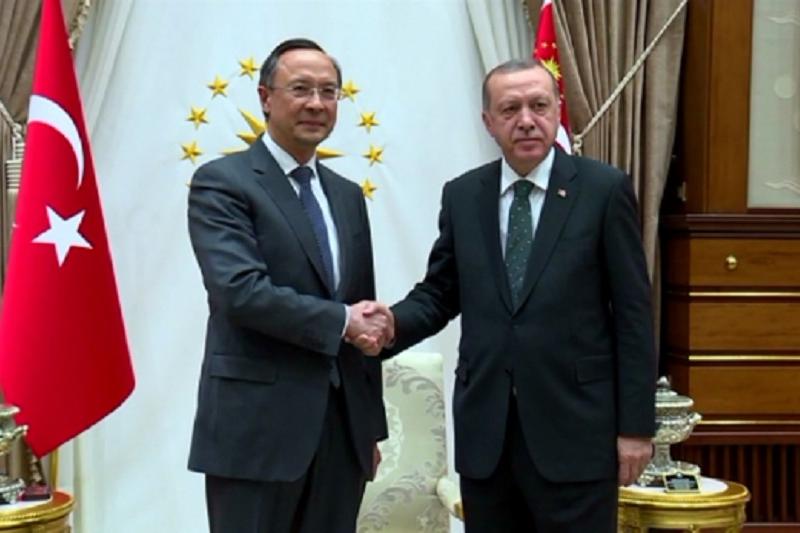 Qaırat Ábdirahmanov Túrkııa prezıdenti Redjep Taıyp Erdoǵanmen kezdesti