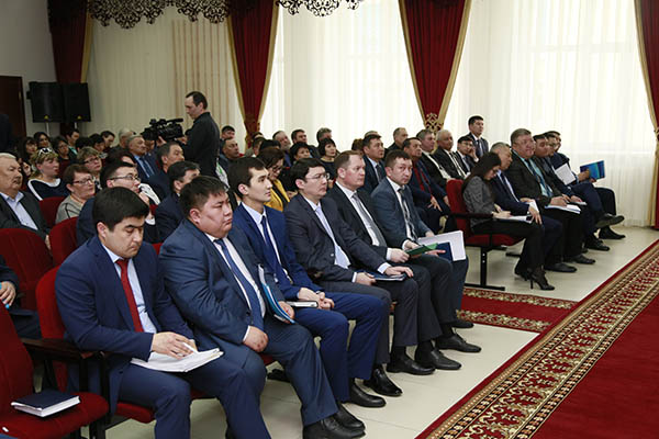 Qostanaıda bolashaq jańa qalany damytý isi qaraldy